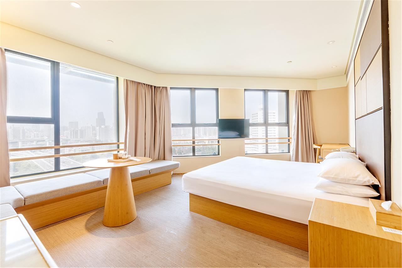 Ji Hotel Shanghai Hongqiao Transport Hub Linkong Zone Extérieur photo