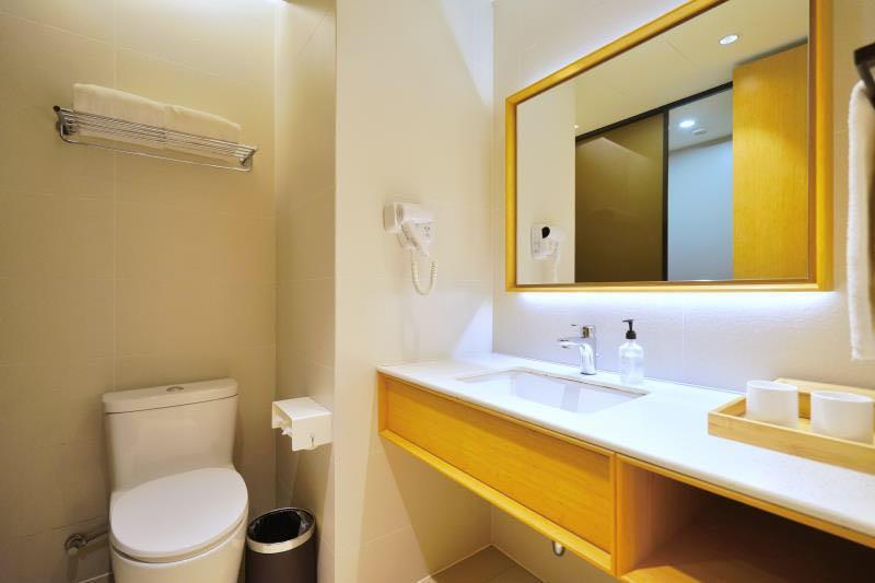 Ji Hotel Shanghai Hongqiao Transport Hub Linkong Zone Extérieur photo